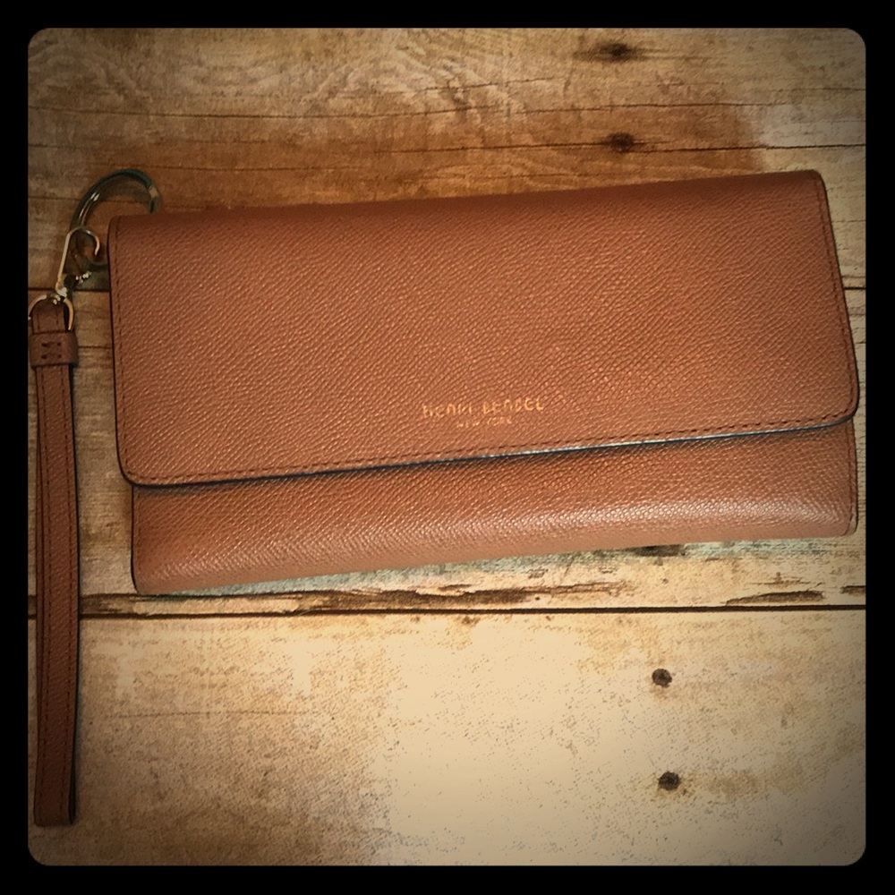 Henri Bendel Uptown Out & About Wallet/Wristlet